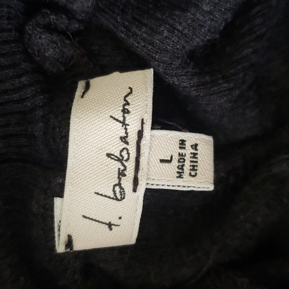 Aritzia Babaton Turtleneck - Picture 6 of 8